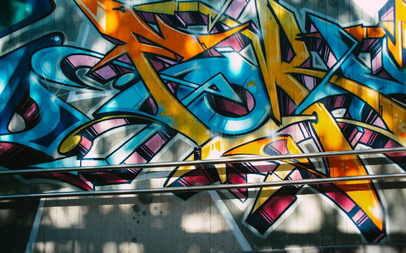 Squeaky-Clean Graffiti Remover!